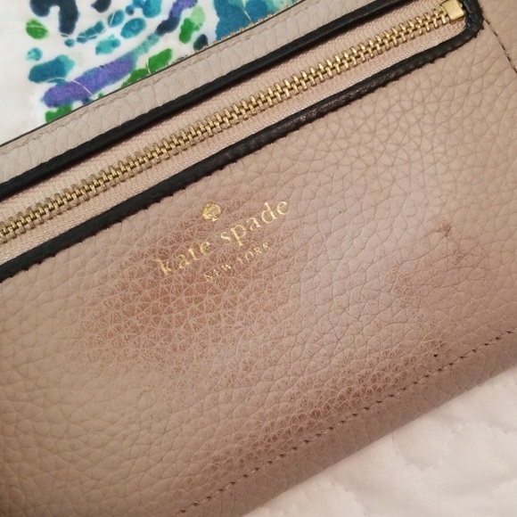 Kate Spade Chester Street Neda Wallet - Picture 4 of 4